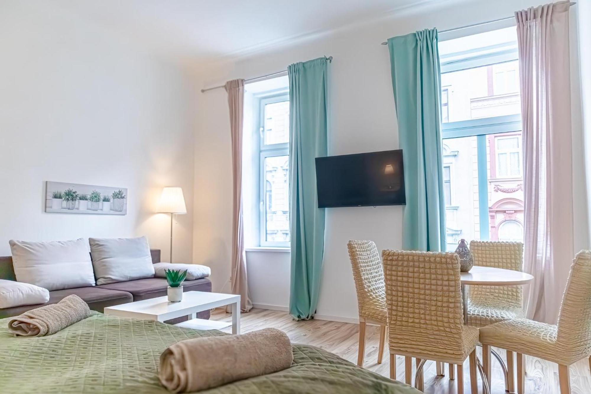 Budget-Friendly 2Br Apt With Great Location Leilighet Wien Eksteriør bilde