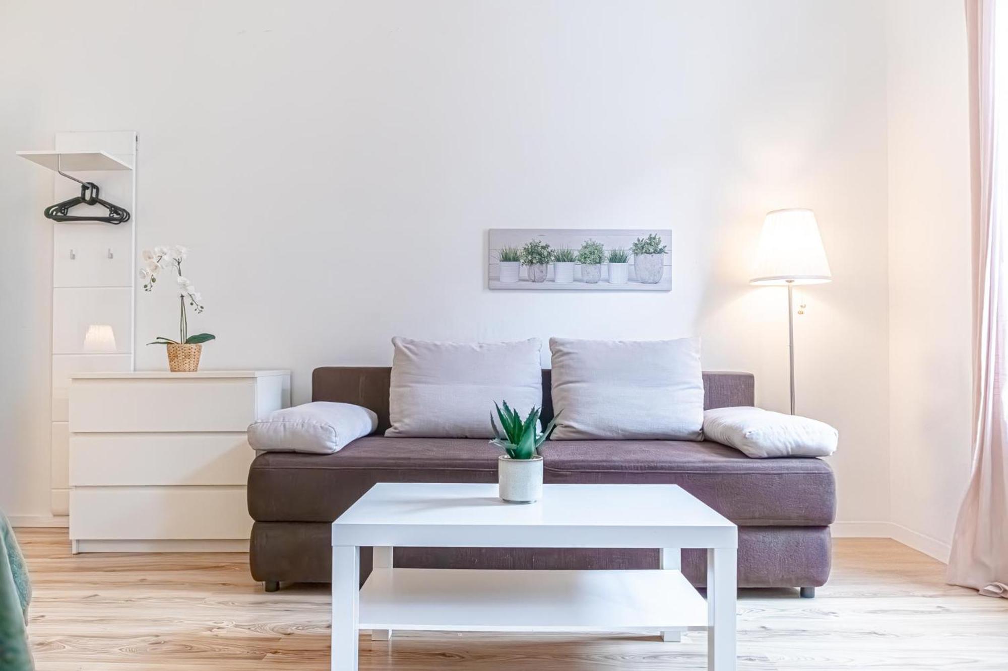 Budget-Friendly 2Br Apt With Great Location Leilighet Wien Eksteriør bilde