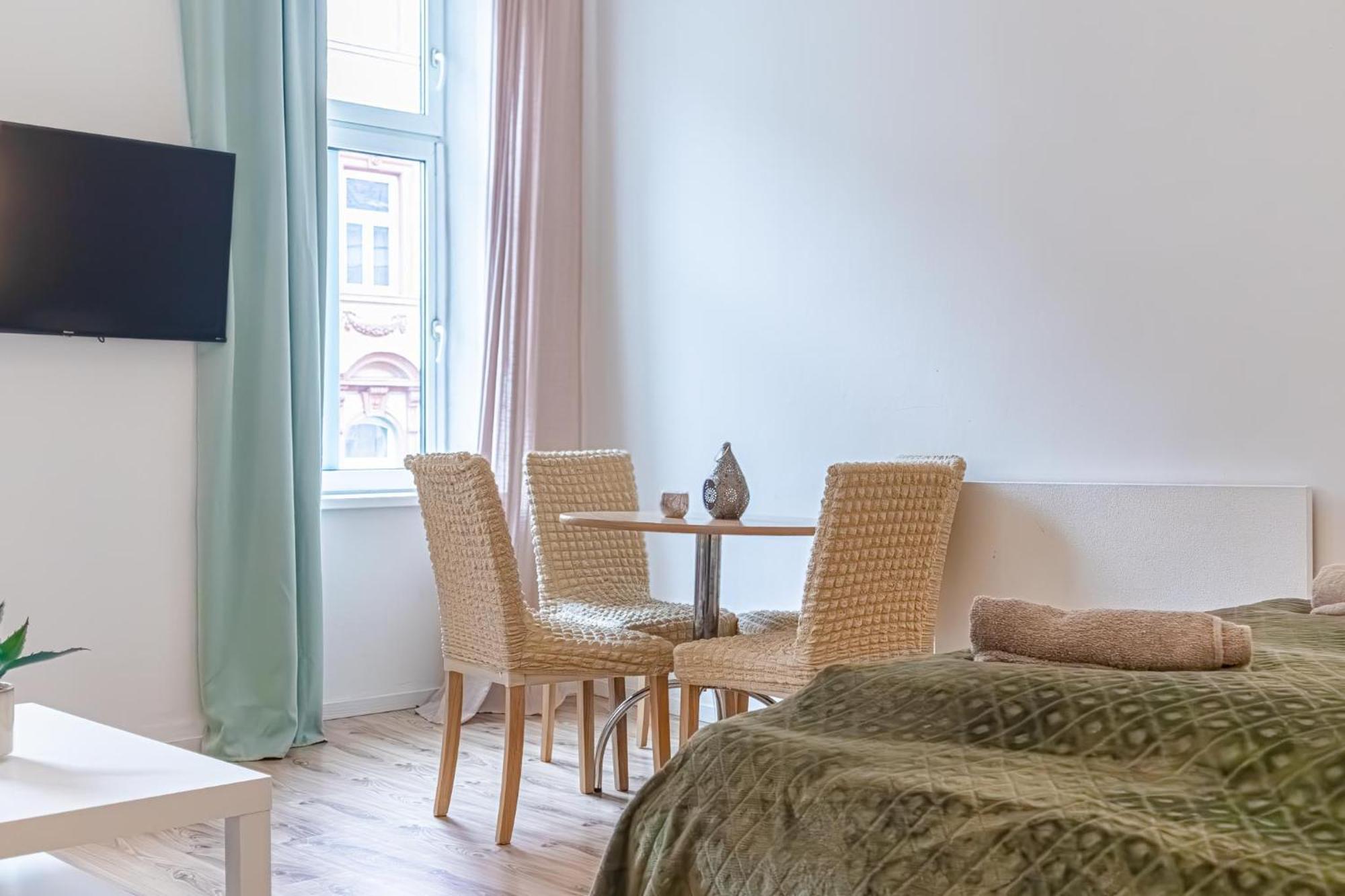 Budget-Friendly 2Br Apt With Great Location Leilighet Wien Eksteriør bilde