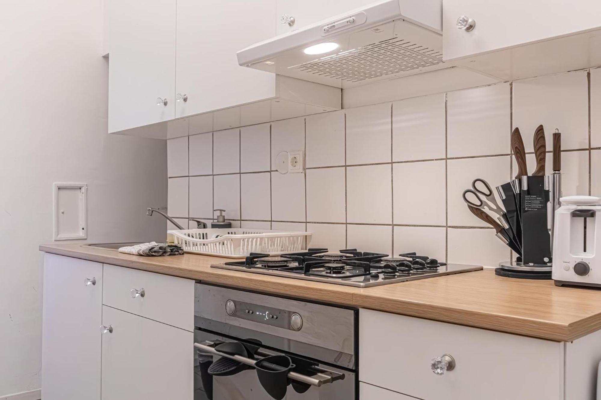 Budget-Friendly 2Br Apt With Great Location Leilighet Wien Eksteriør bilde